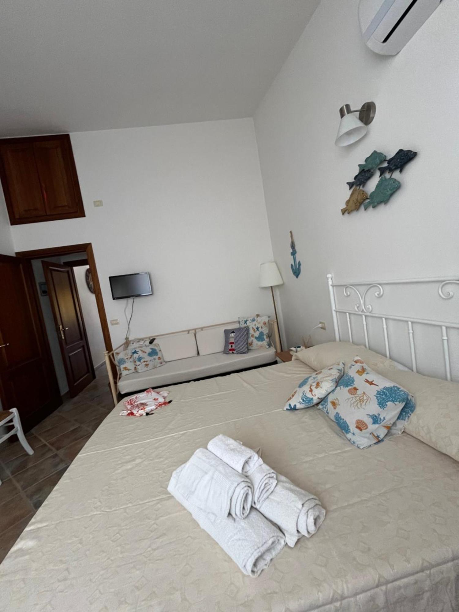 B&Bcoccole San Teodoro  Exteriör bild